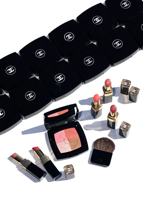 chanel voyage de chanel face palette|chanel skincare travel set.